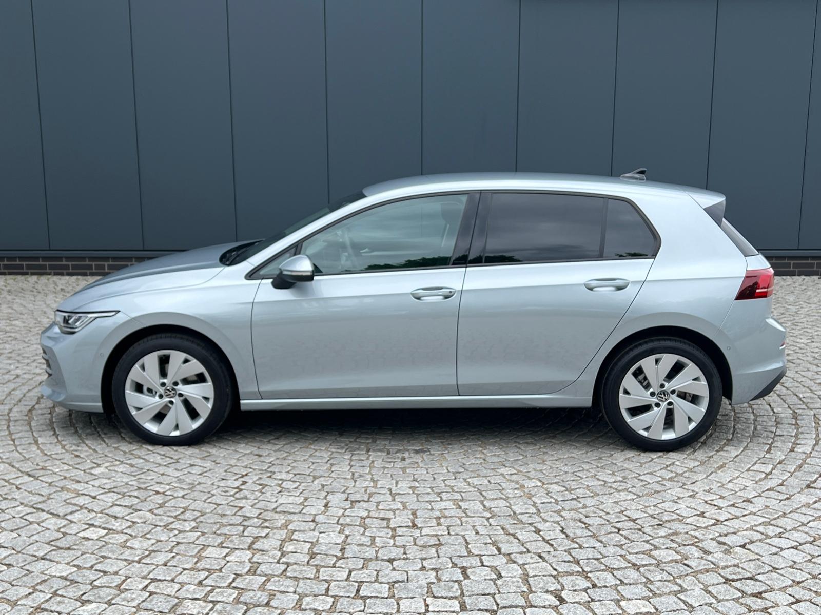 Volkswagen Golf VIII Life 1.5 eTSI DSG *LED, ACC, Kamera, 1, миниатюра 3
