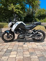 KTM Duke 125 - weiss-schwarz - KTM DUKE 125