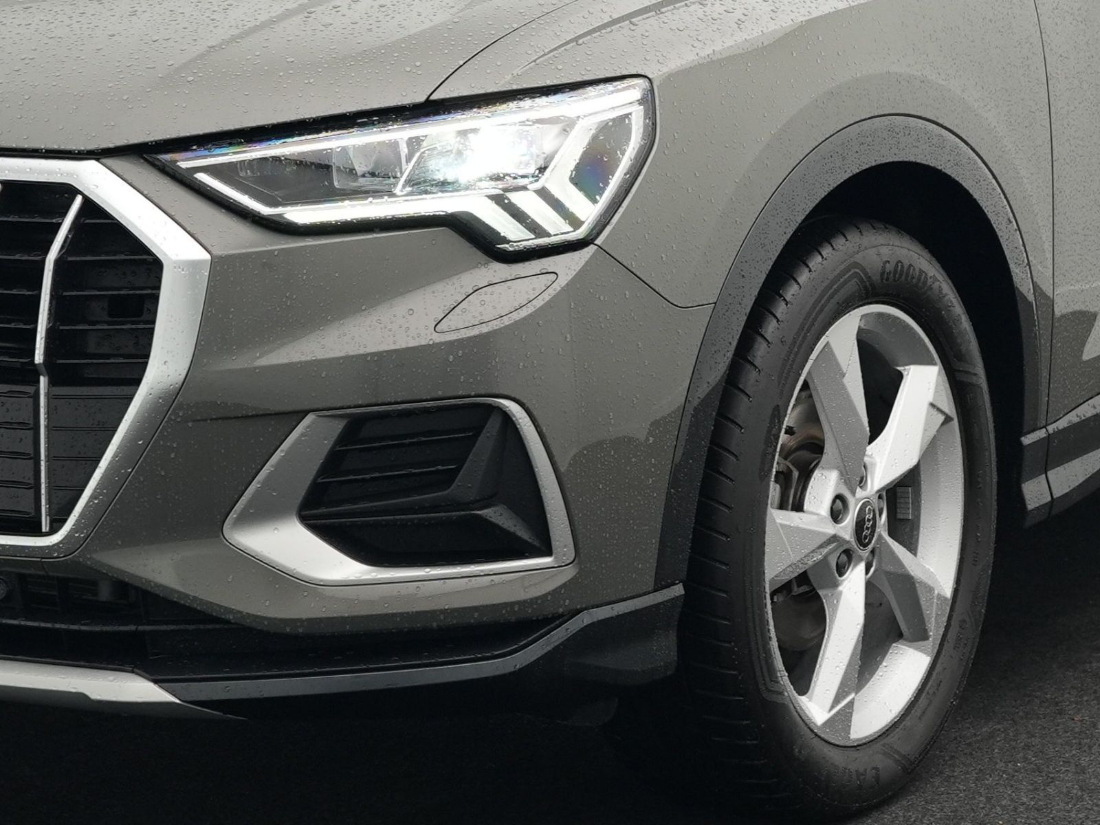 Audi Q3 - Bild 22