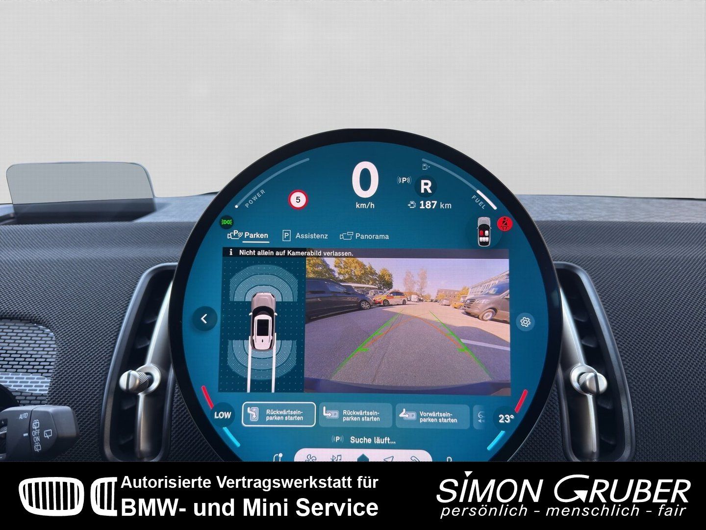 Fahrzeugabbildung MINI Countryman Cooper C Classic Trim Navi HUD LED