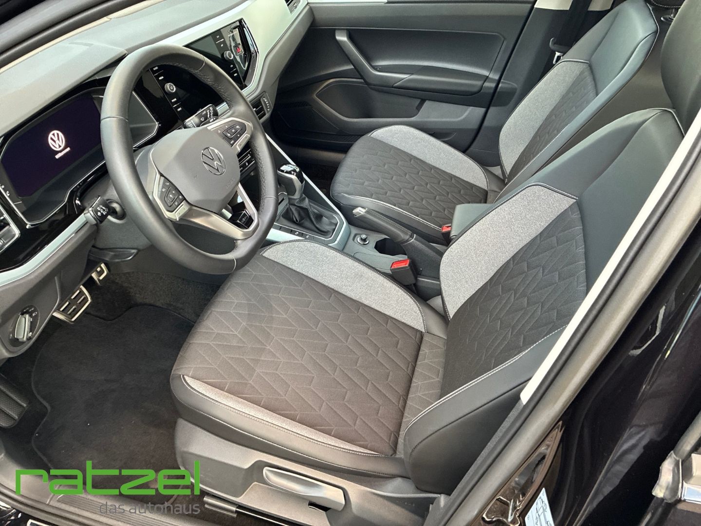 Fahrzeugabbildung Volkswagen Polo 1.0 TSI DSG GOAL Navi vorbe. Digitales Cock