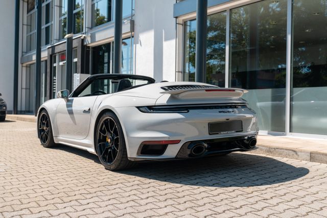 Porsche 992 Turbo S Cabrio/ NACHTSICHT/ INNO DRIVE/ BURM