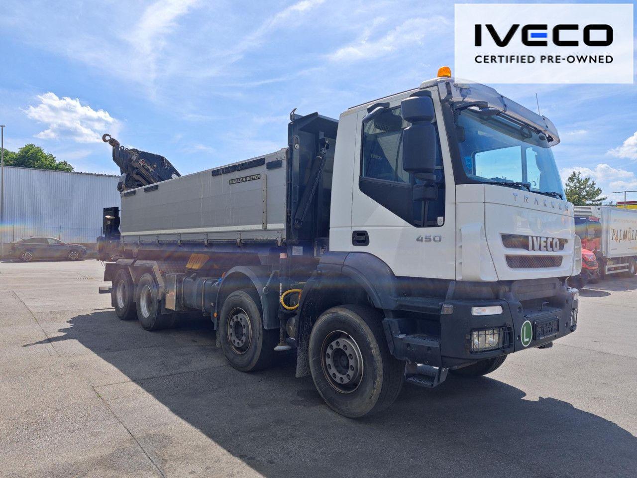 Iveco TRAKKER mit EFFER Kran !Tauschmotor!