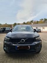Volvo XC40 D4 AWD R Design Geartronic R Design - Volvo XC40 in Gelsenkirchen