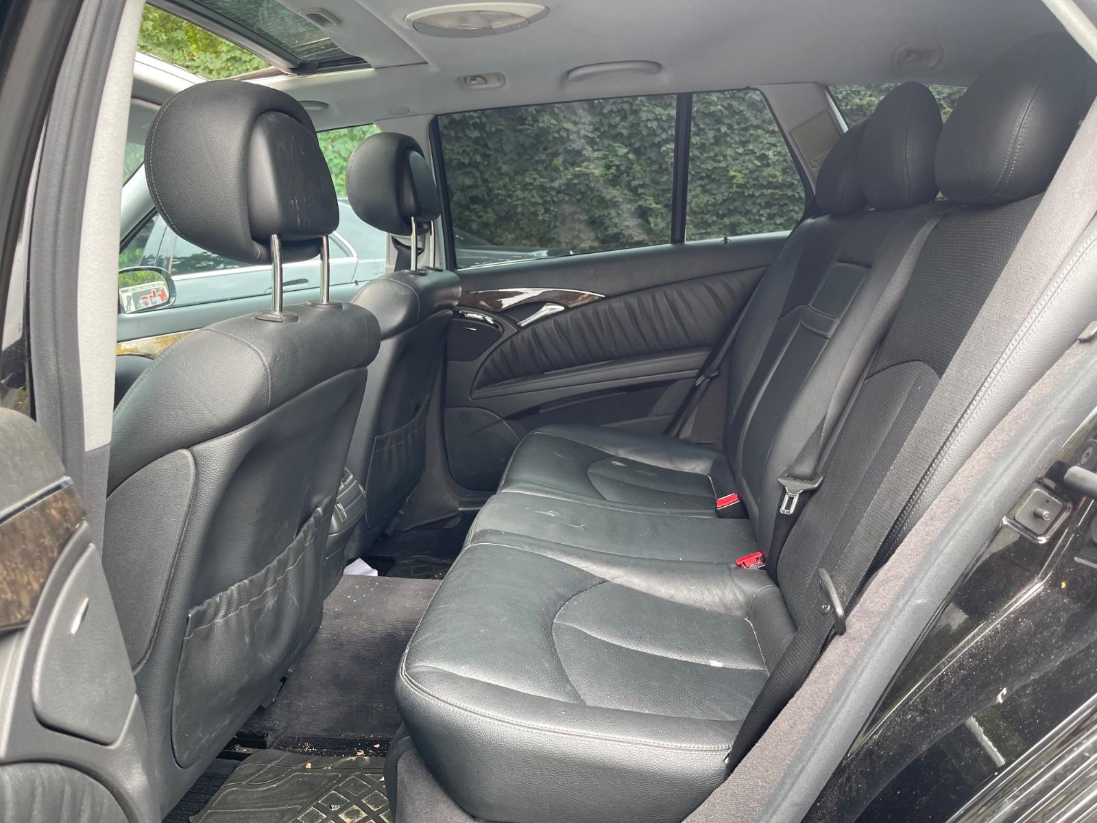 Mercedes-Benz E280 2005 — photo 18