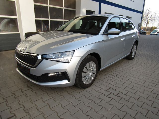 Skoda Scala Active Plus   LED   DAB   Allwetterreifen