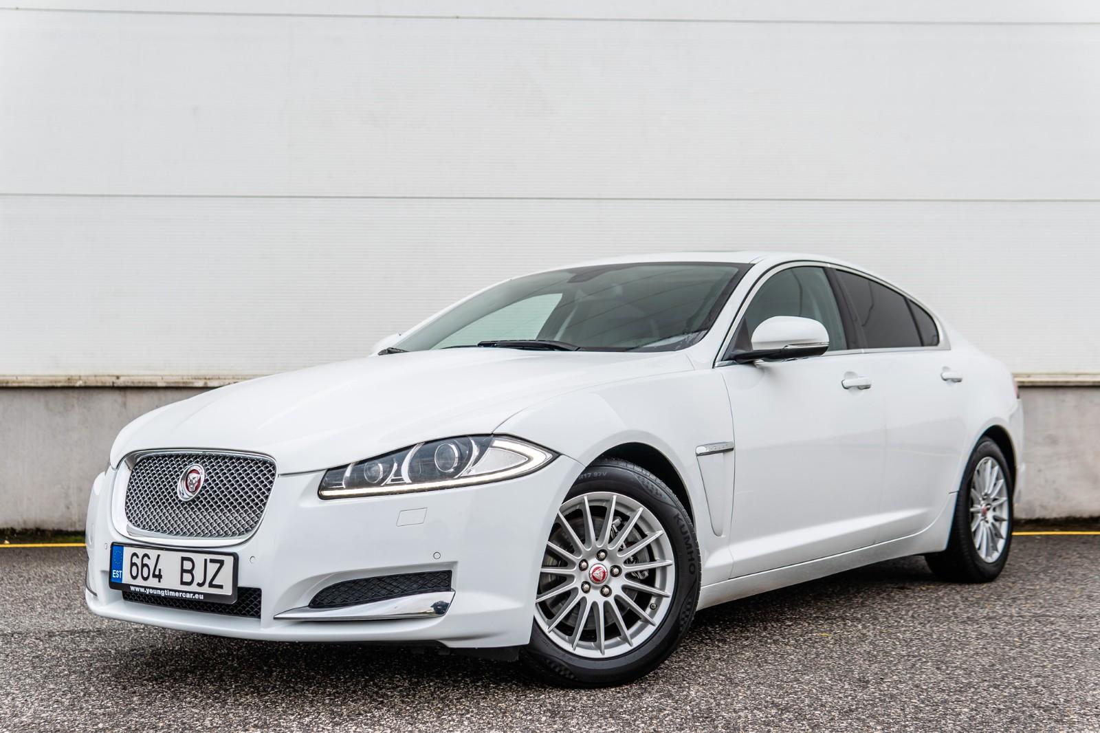 Jaguar XF 2.2 Diesel Facelift (LOW MILEAGE)