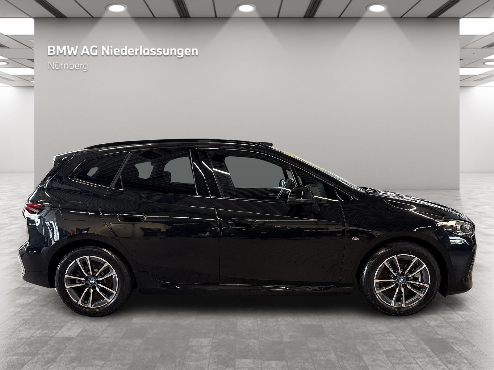 BMW 223 Active Tourer - Bild 5