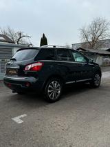 Nissan Qashqai 2.0 dCi DPF ALL-MODE 4x4 i-Way Automatik - Nissan Qashqai i-Way mit Diesel-Antrieb