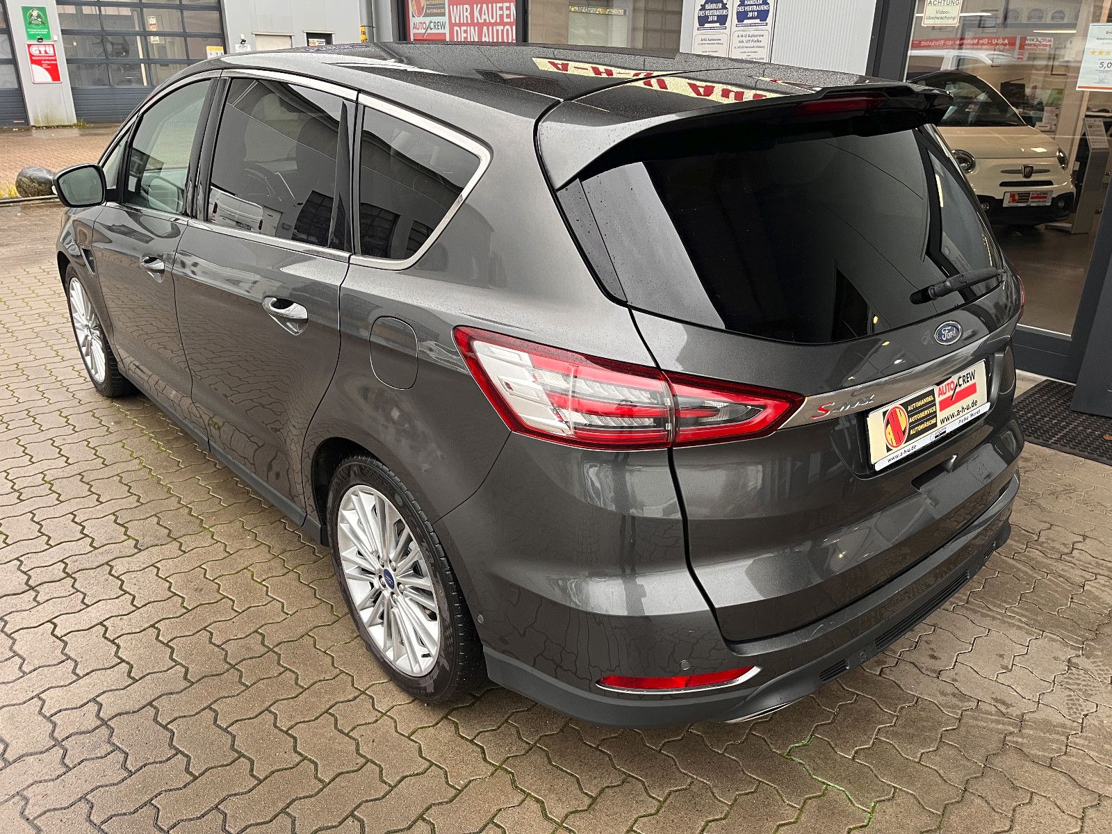Fahrzeugabbildung Ford S-Max S-MAX Titanium