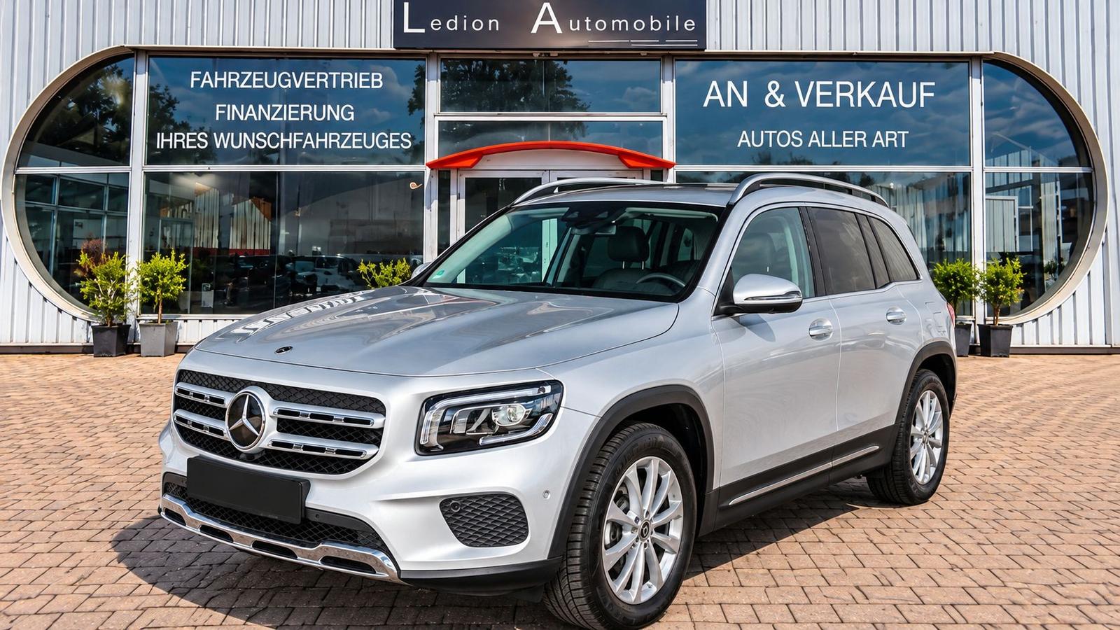 Mercedes-Benz GLB 200