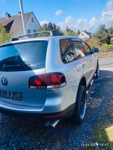 Volkswagen Touareg 3.2 V6  - Volkswagen Touareg mit Benzin-Antrieb: Geländewagen, 3.2