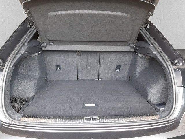 Fahrzeugabbildung Audi Q3 S line 35TDI quattro AHK Matrix eleHeck 19"