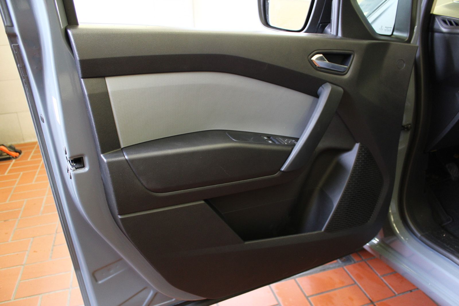 Fahrzeugabbildung Renault Kangoo Rapid Blue dCi 75 Open Sesame