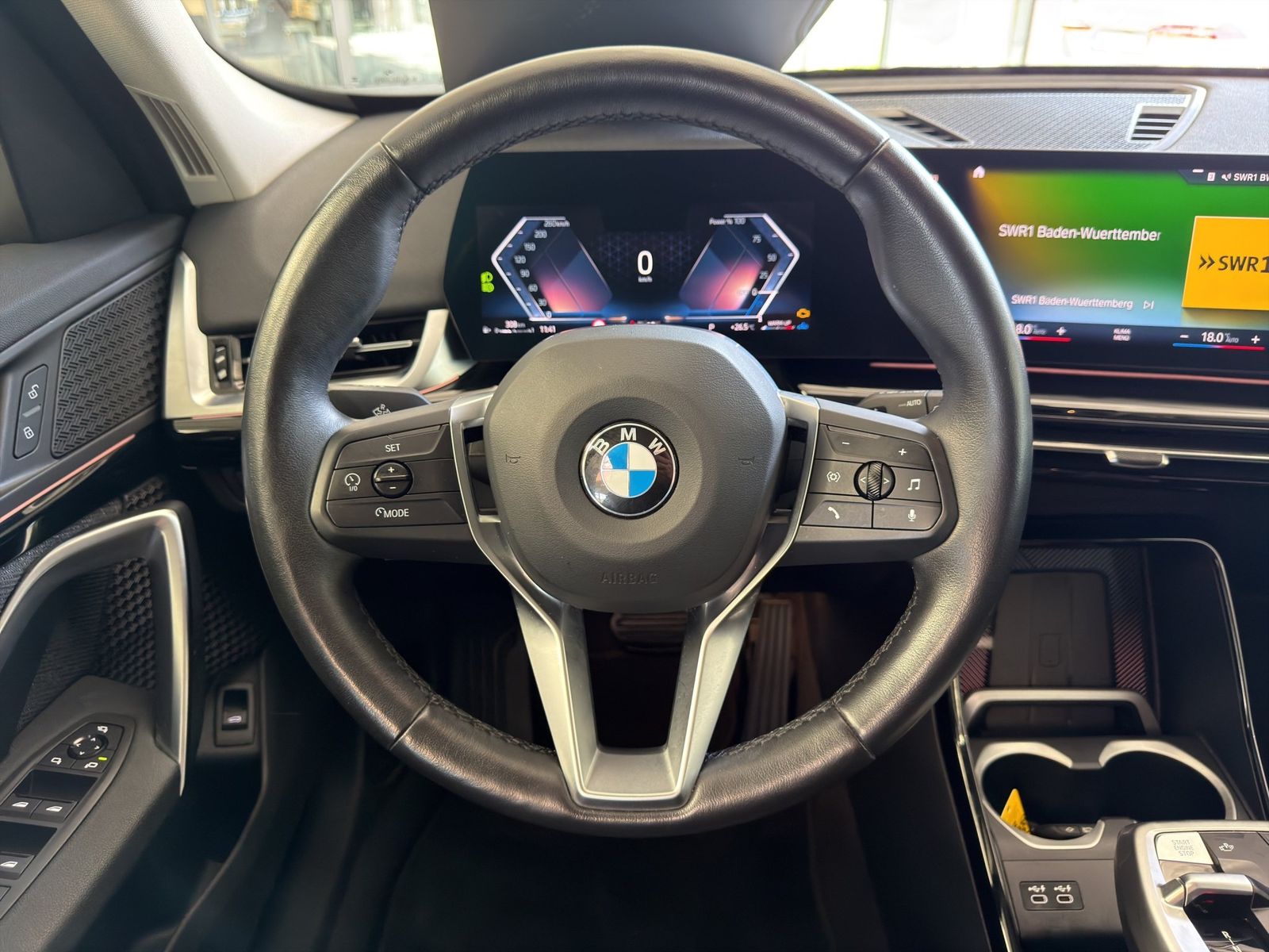 BMW X1 sDrive18d LED+/K-ZUG/CAM/SH/K-ZUG foto 8