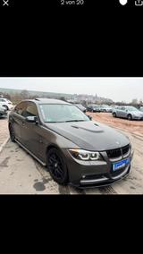 BMW E90 325i 218ps 6 Zylinder - BMW 2er Reihe aus 2006