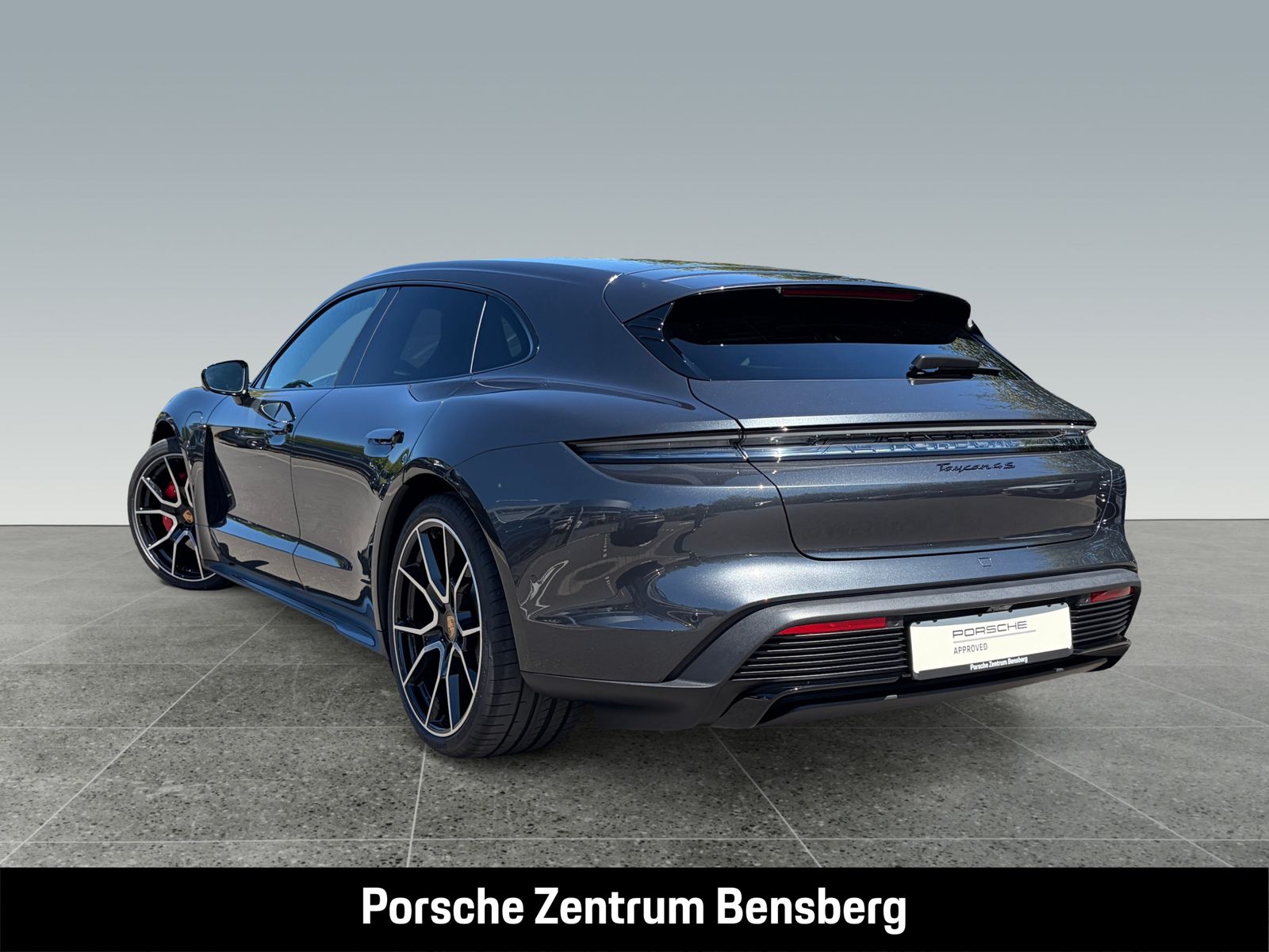 Porsche Taycan 4S Sport Turismo Black Edition imagem 3