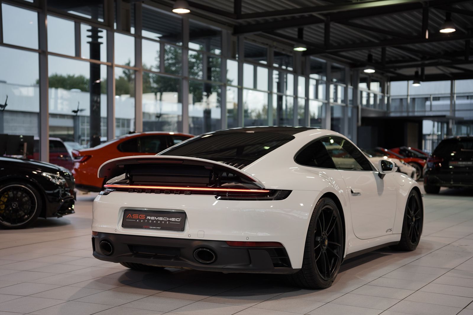 Porsche 992