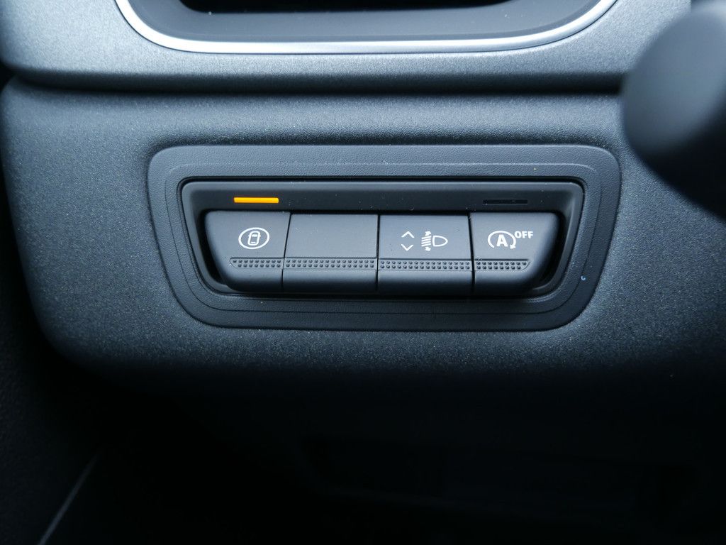 Fahrzeugabbildung Renault Captur Techno TCe 90