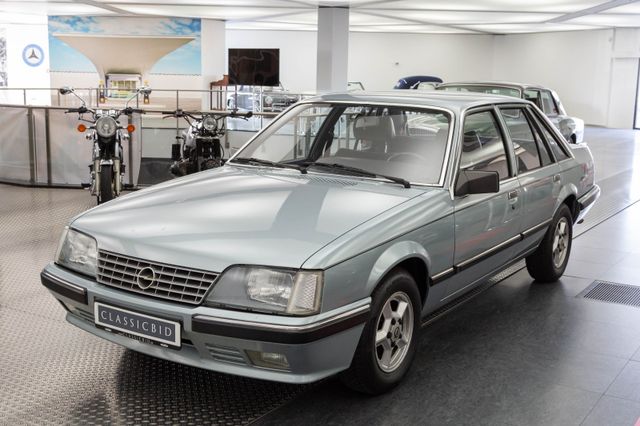 Opel Senator A 2.2i