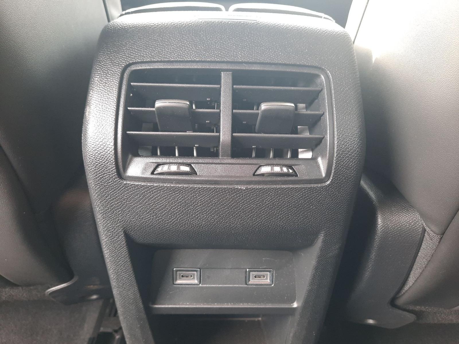 Citroën C5 X 1.2 PureTech 145 Plus Navi Kamera DAB LED