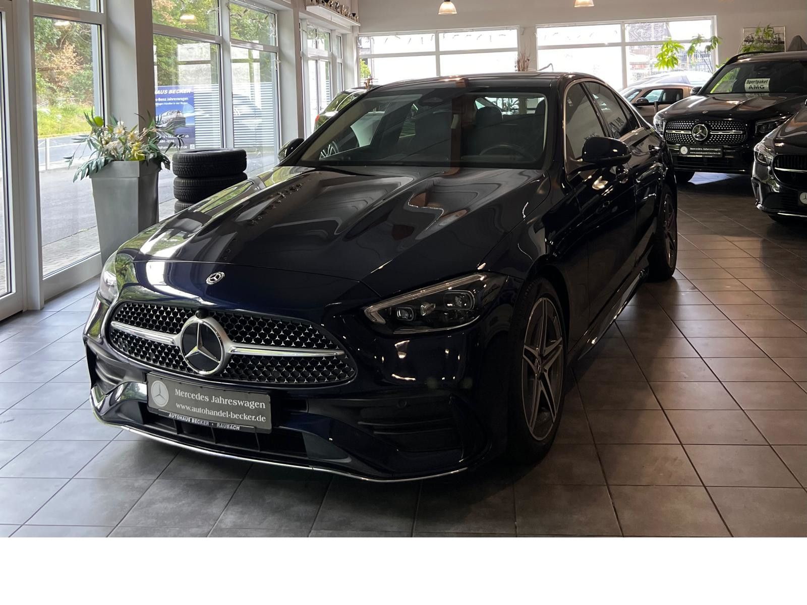 Fahrzeugabbildung Mercedes-Benz C 200 AMG *AHK *Schiebedach *Digital Light *MBUX