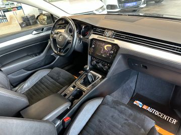 Volkswagen Passat Variant *Keyless*LED*NAVI*ACC*3-Zonen*