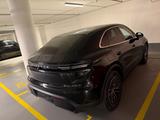 Porsche Macan 4S S Neuwagen 34km  Head Up Panorama Dach