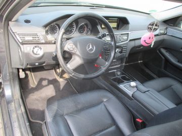 Mercedes E 350 - 7
