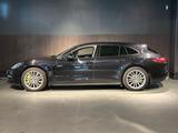 Porsche Panamera 4 E-Hybrid Sport Turismo - Porsche Panamera 4s mit Hybrid-Antrieb (Benzin/Elektro)