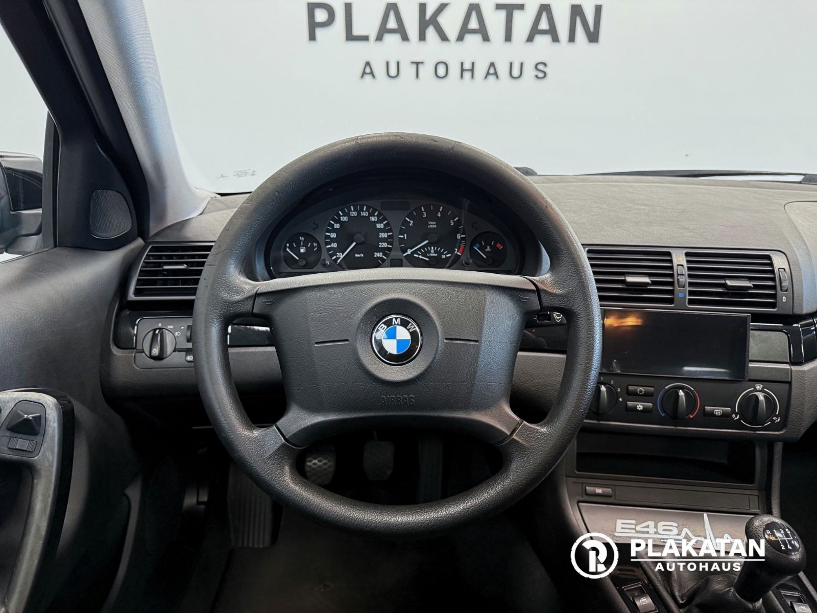 Fahrzeugabbildung BMW 316ti Compact