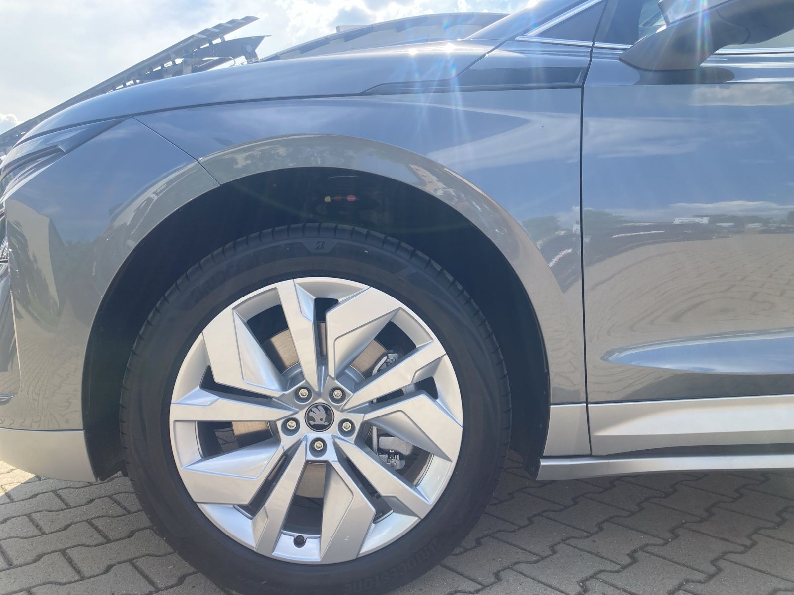 Fahrzeugabbildung SKODA Enyaq 85 x eco Suite