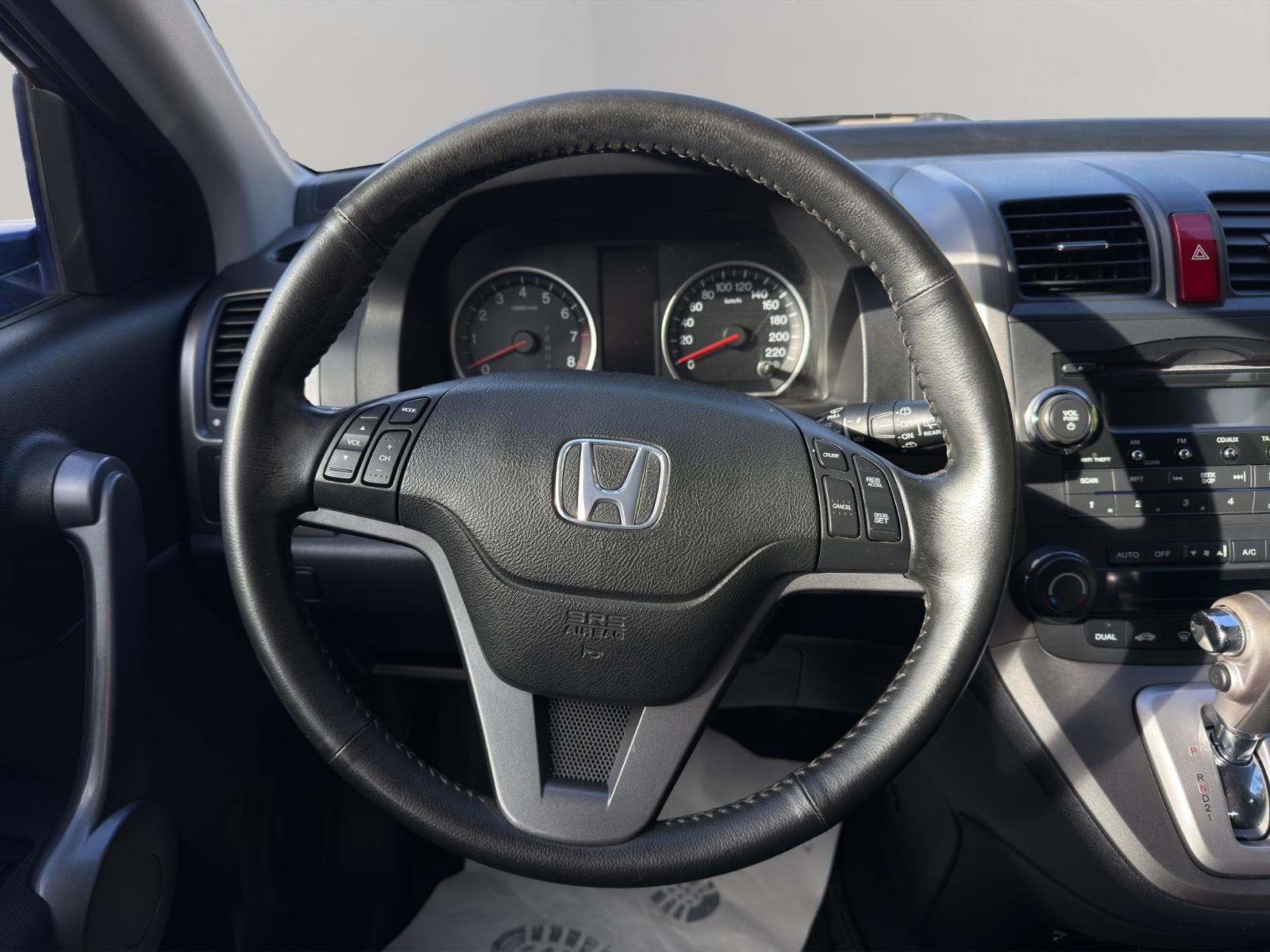 Honda CR-V 2.0 i-VTEC 150 ch 4WD Elegance • Boîte auto • Clim auto • Attelage • Régulateur