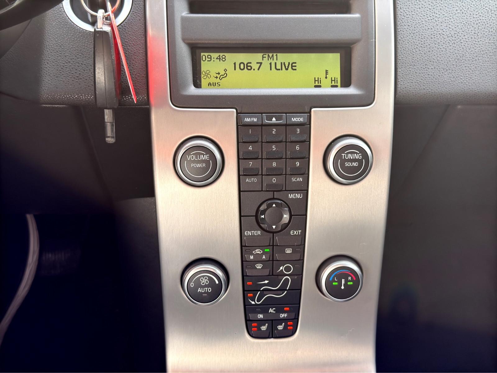 Volvo V50 2008 — photo 16