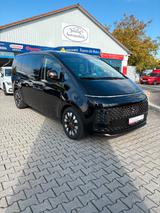 Hyundai Staria Signature*4WD*Sthzg*abnAHK*absVOLL*Allwet - schwarze Hyundai STARIA