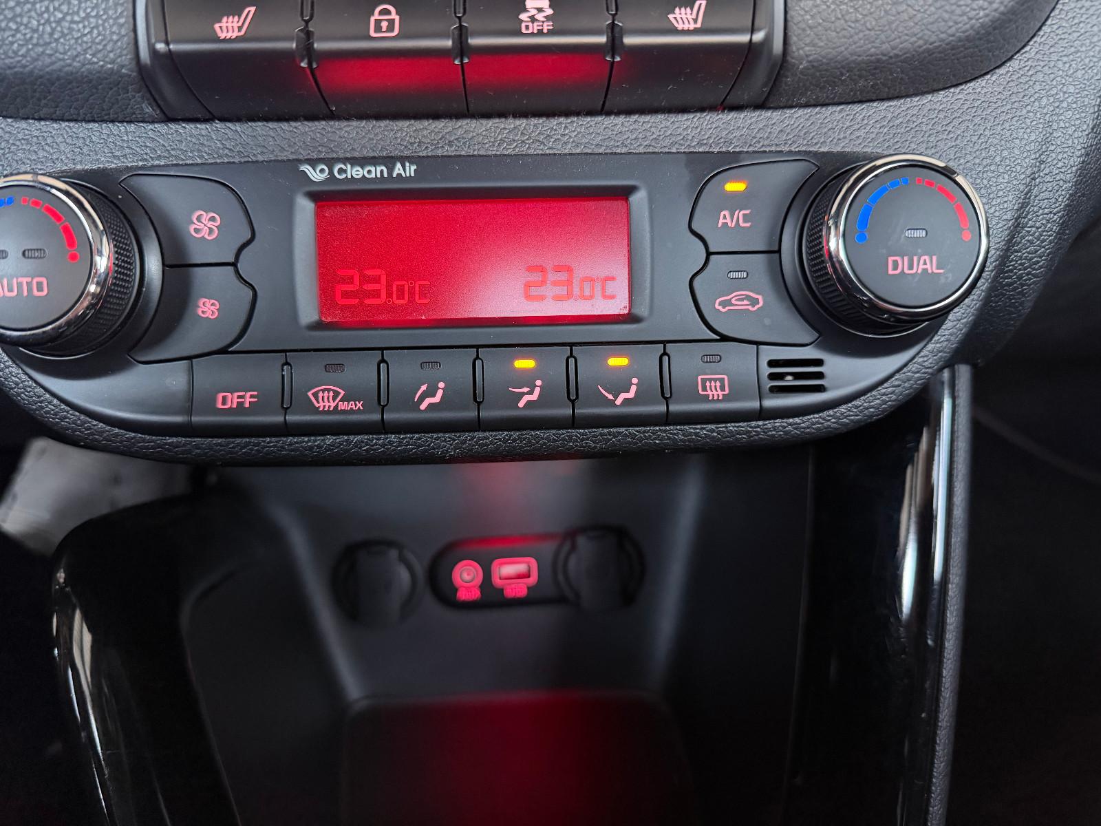 Kia cee'd / Ceed GT TRACK/PANO/LED/GARANTIE/KAMERA/