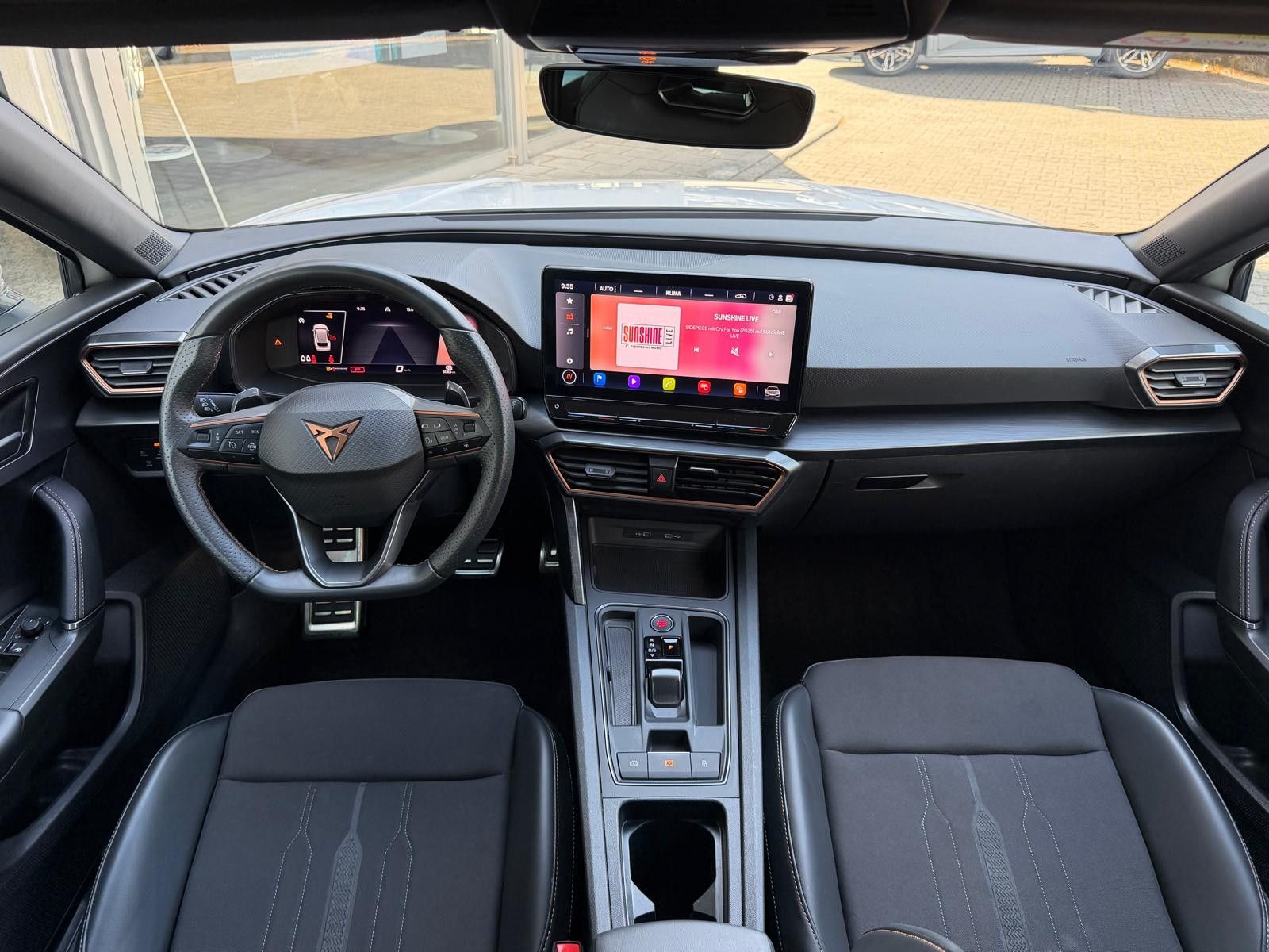 Fahrzeugabbildung CUPRA Leon 2.0 TSI VZ >VIRTU+LED+NAVI+PDC+DAB+19"+