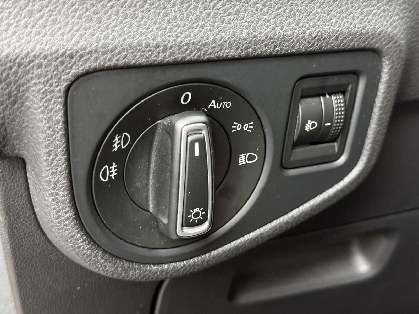 Fahrzeugabbildung Volkswagen 1.4 TSI/COMFORTLINE/SITZHZG/PDC/ALLWETTER/MASSGE