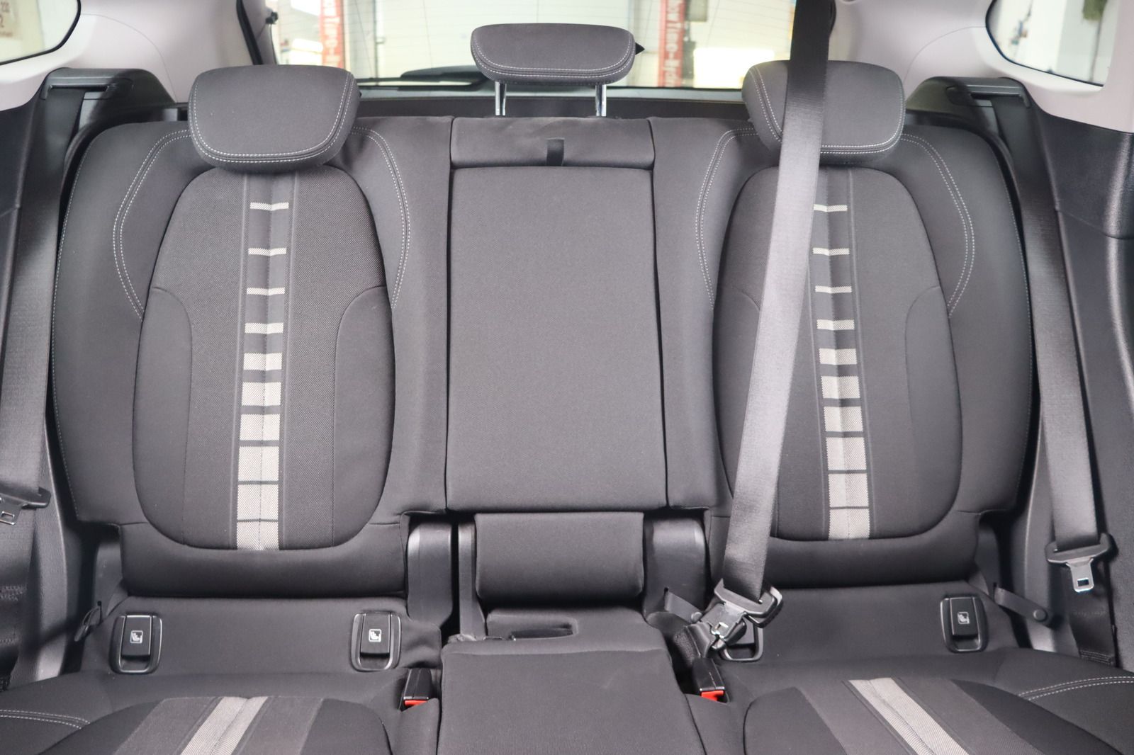 Fahrzeugabbildung BMW X1 xDrive18d * LED * Navi * RFK