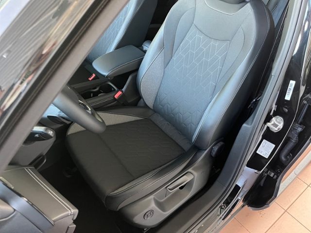 Fahrzeugabbildung Volkswagen Tiguan 1.5 eTSI DSG GOAL LED NAVI KAMERA GJR
