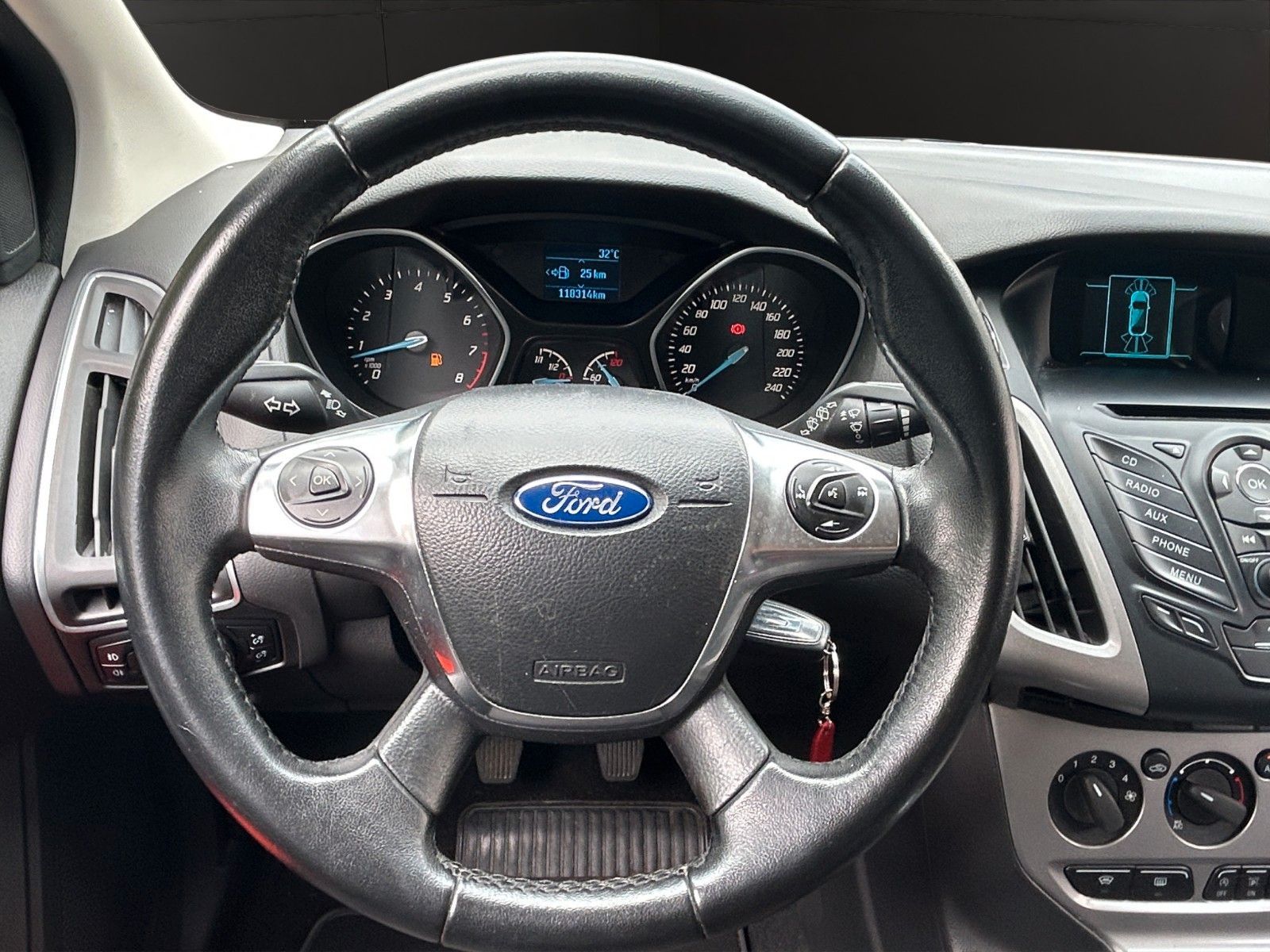 Fahrzeugabbildung Ford Focus Turnier Sync/TÜV, Service&Zahnriemen Neu /