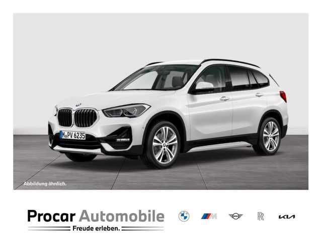 BMW X1 sDrive18d Sport Line Aut Nav LED AHK Driveass