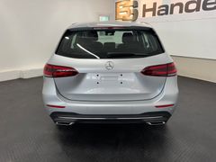 MERCEDES-BENZ B200d DCT PROGR*LEDER*HuD*LED*NAVI*KAMERA*SHZ* MERCEDES-BENZ B200d DCT PROGR*LEDER*HuD*LED*NAVI*KAMERA*SHZ*