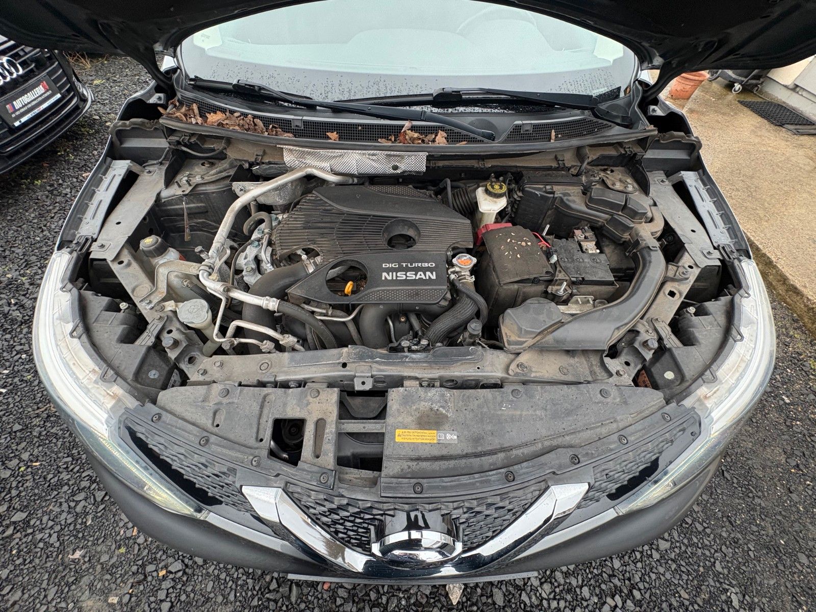 Fahrzeugabbildung Nissan Qashqai 1.6 N-Connecta Navi AHK 360 View 2.HAND