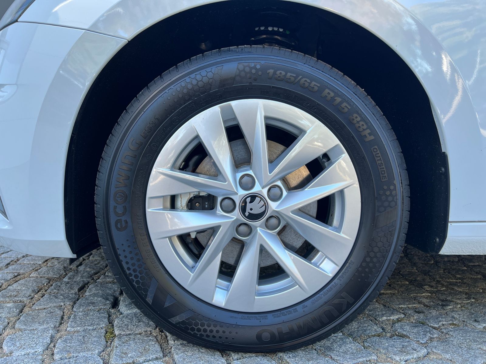 Fahrzeugabbildung SKODA Fabia Selection 1.0 TSI DSG *LED, ACC, 15'-LM*