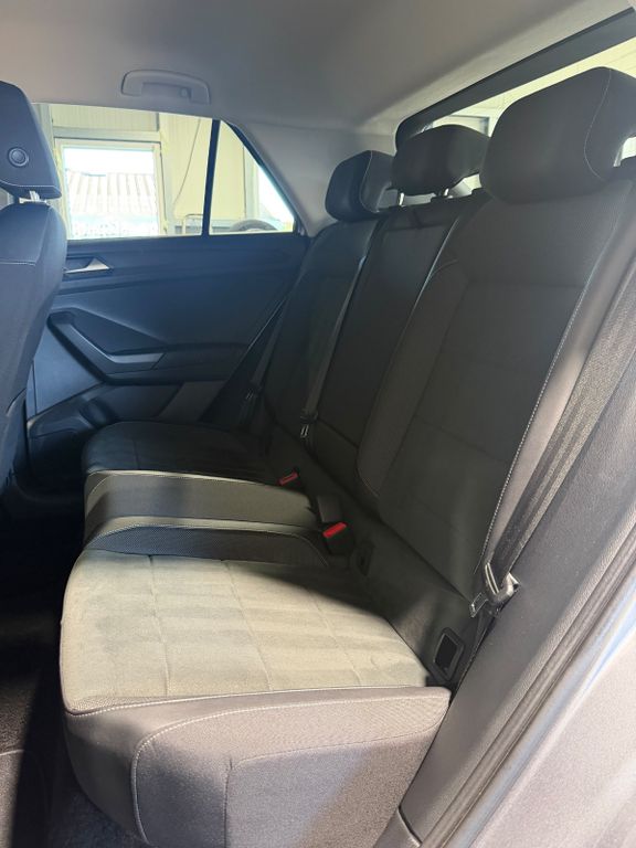 VW T-Roc - Bild 18