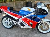 Honda rc 30 replica - HONDA RC 30