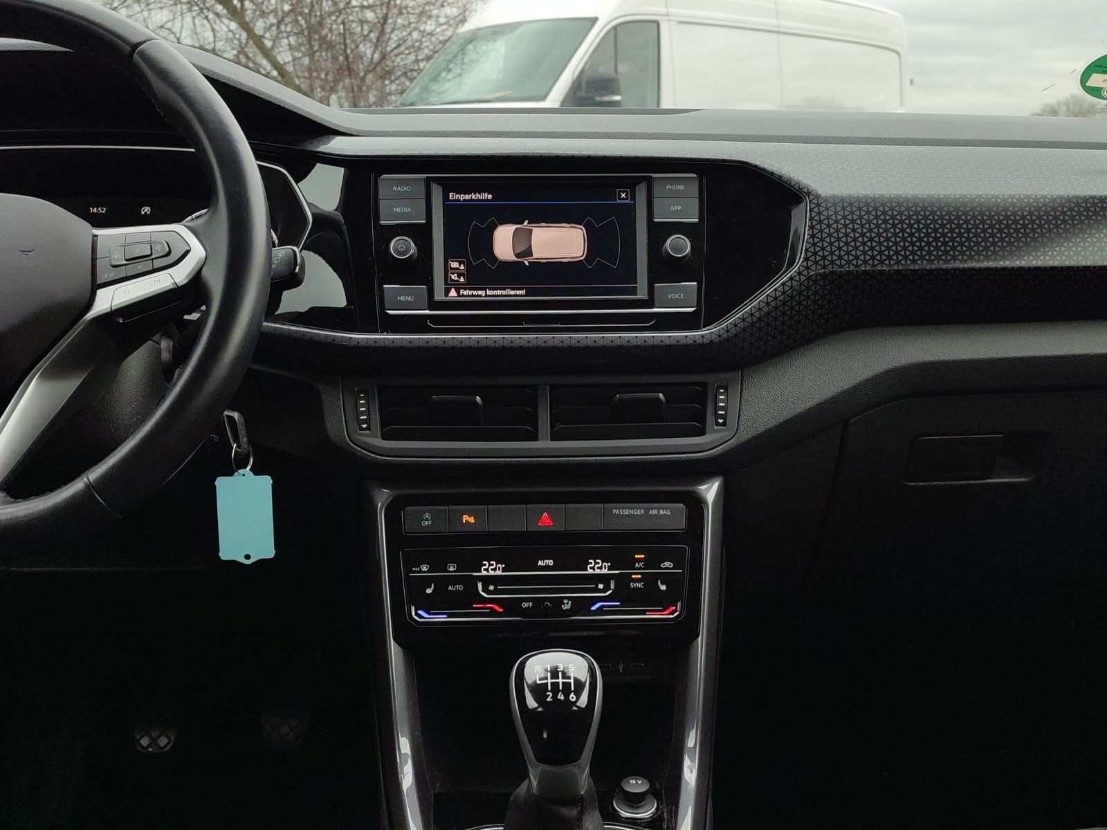 Volkswagen T-Cross - Bild 9