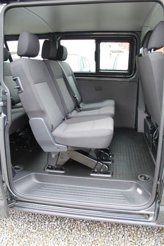 Volkswagen T6.1 Kombi Lang LR 150PS AHK APP 9-Sitzer 1.Hand