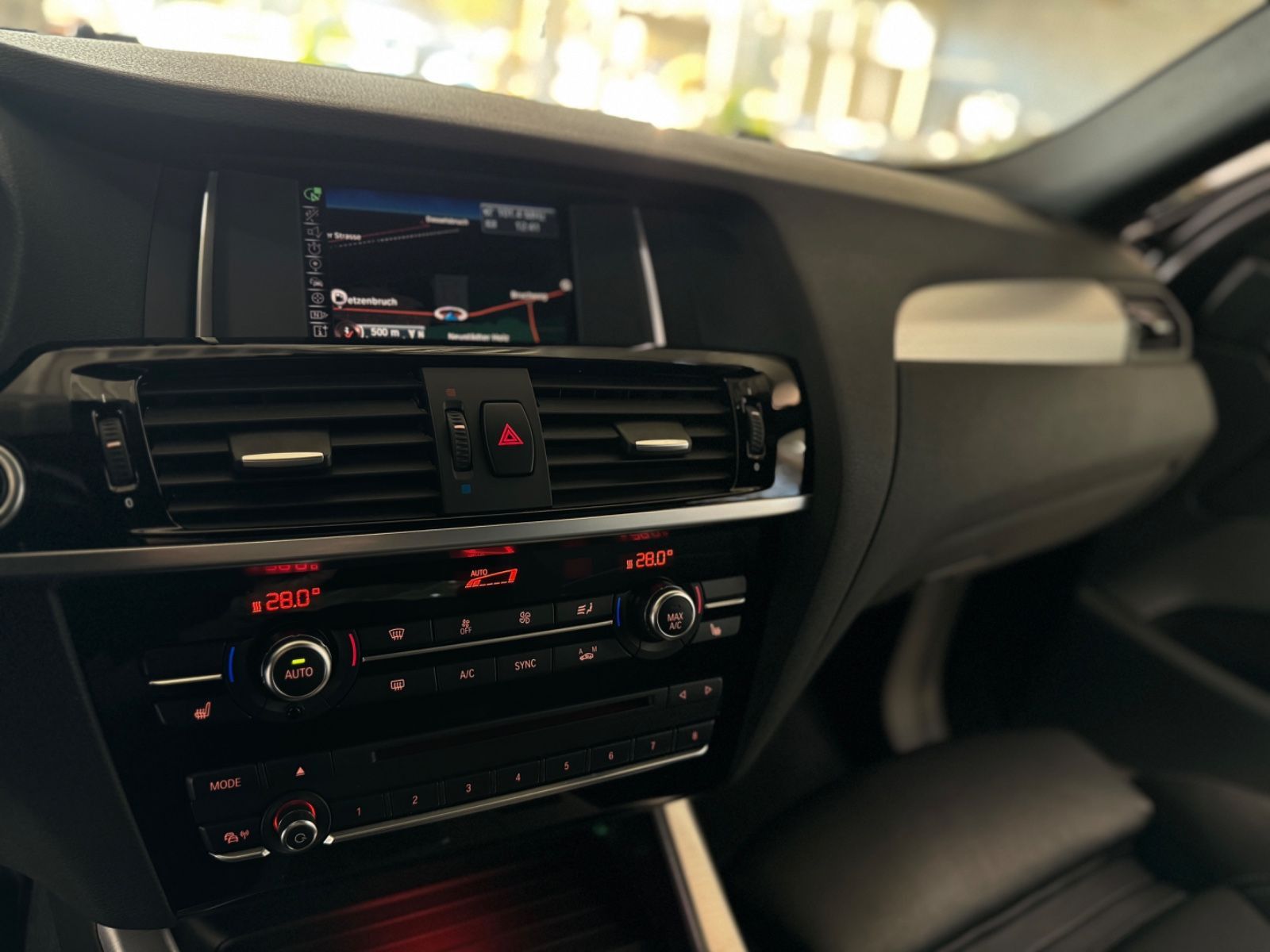 Fahrzeugabbildung BMW X4 xD20i M Sport Kamera Navi Xenon Komfort AHK